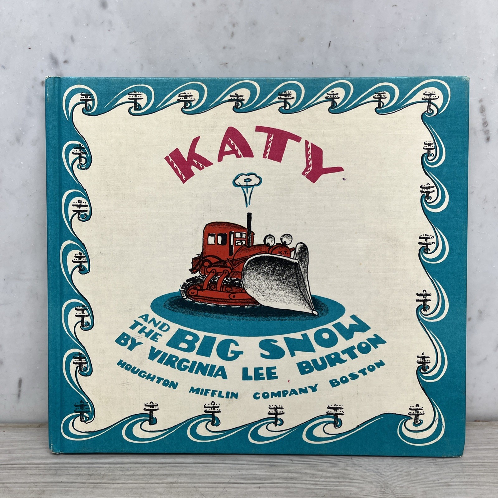 Katy And The Big Snow Virginia Lee Burton 1943 Weekly Reader Childrens Book