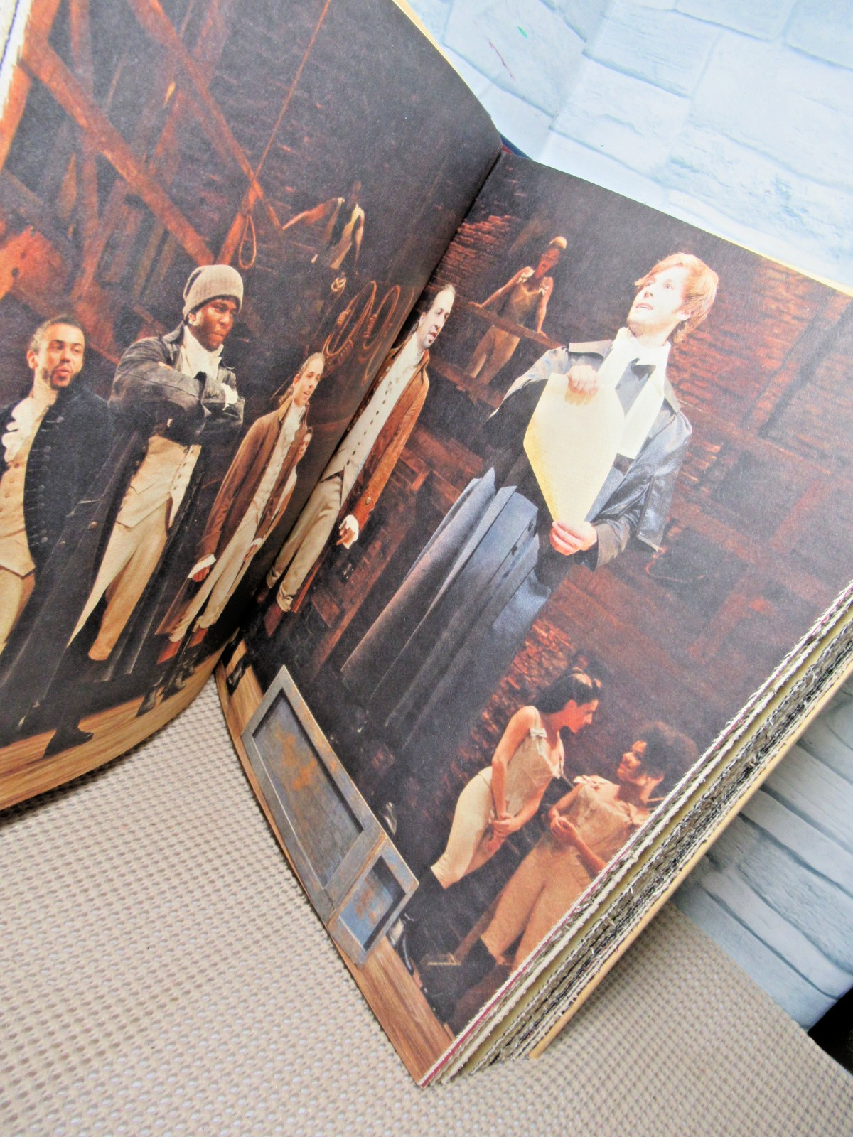Hamilton: The Revolution / Hardcover /2016 / by Lin-Manuel Miranda