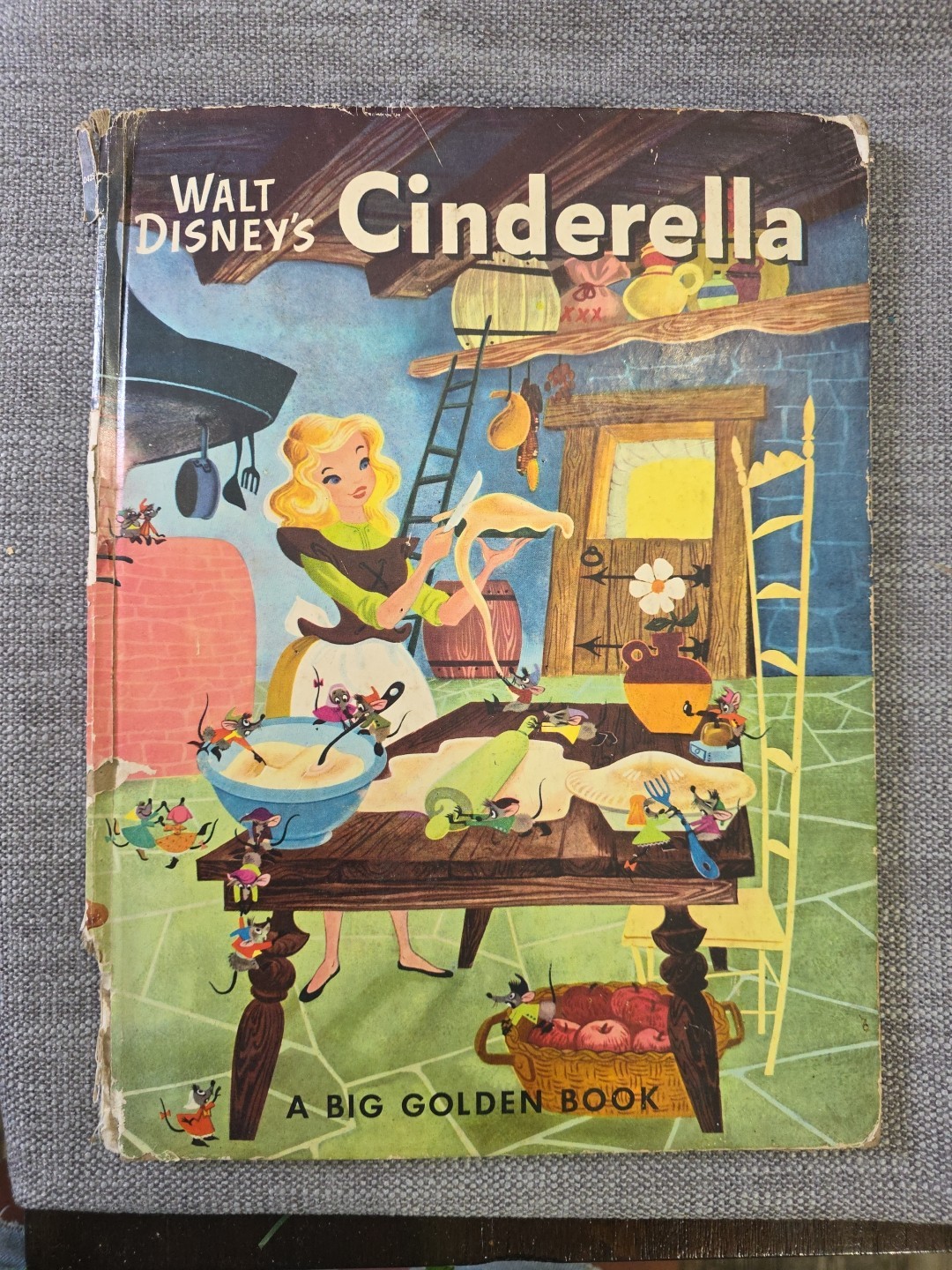 Vintage Walt Disney’s CINDERELLA (A Big Golden Book) c1950 * 24th printing