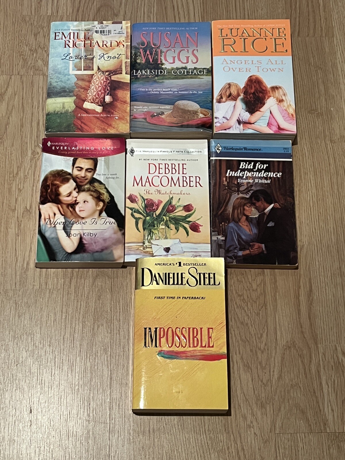 Lot of 7 Misc. Romance PB books – Rice, Wiggs, Macomber, Steele + MORE