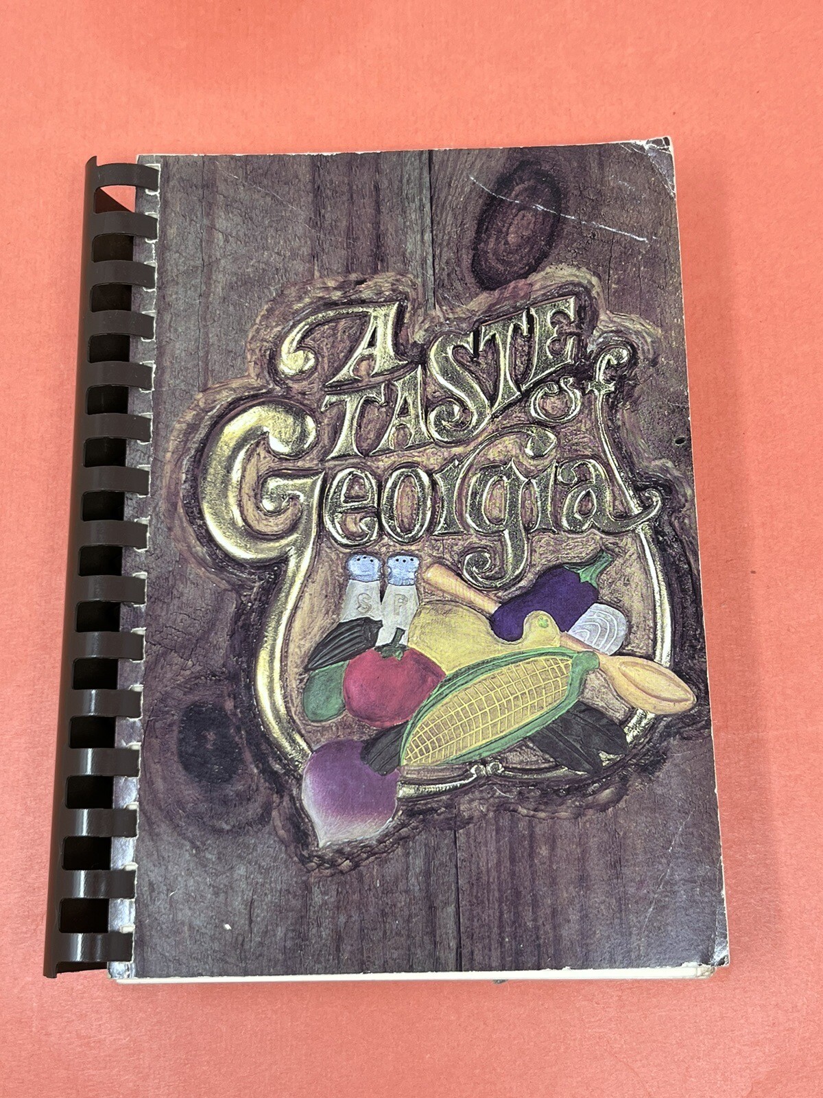 A TASTE OF GEORGIA Southern Cookbook Newnan Junior Service League 600 Pages