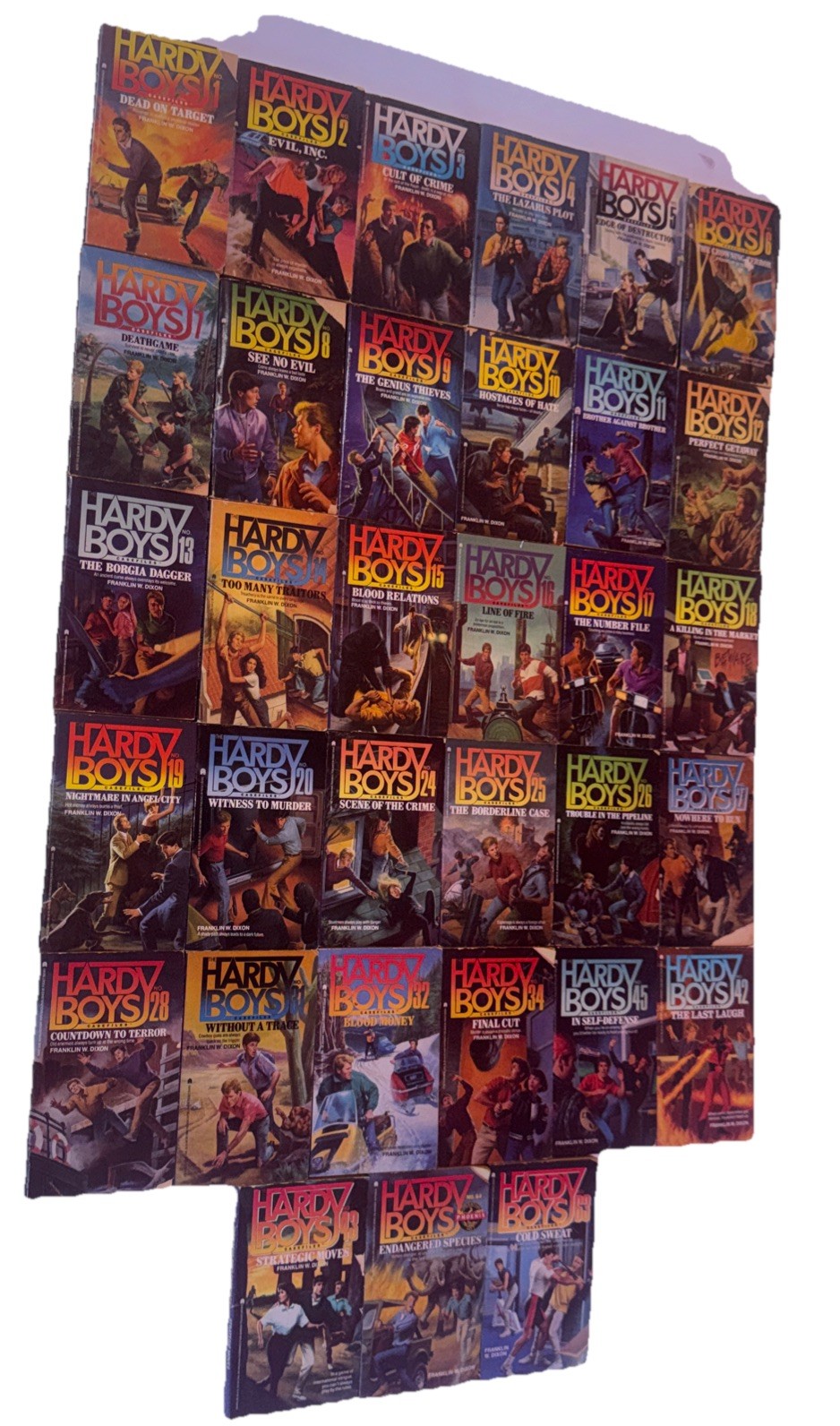 Vintage Hardy Boys Casefiles Paperback Lot (33 Books) Volumes 1-20, 25-32+