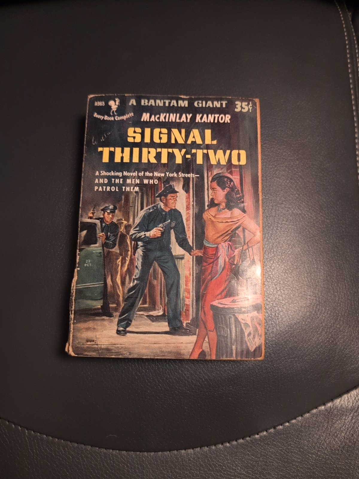 Signal Thirty-Two By MacKinlay Kantor 1952 Paperback Bantam A965