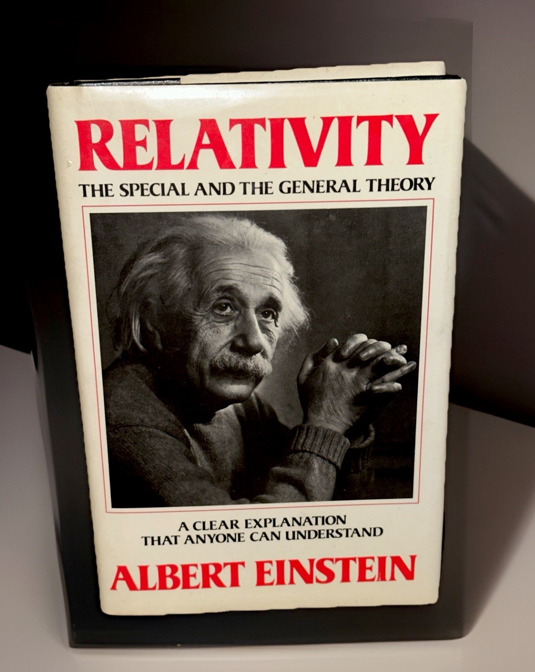 Einstein Relativity: The Special and General Theory (1961, Hardcover) – Crown