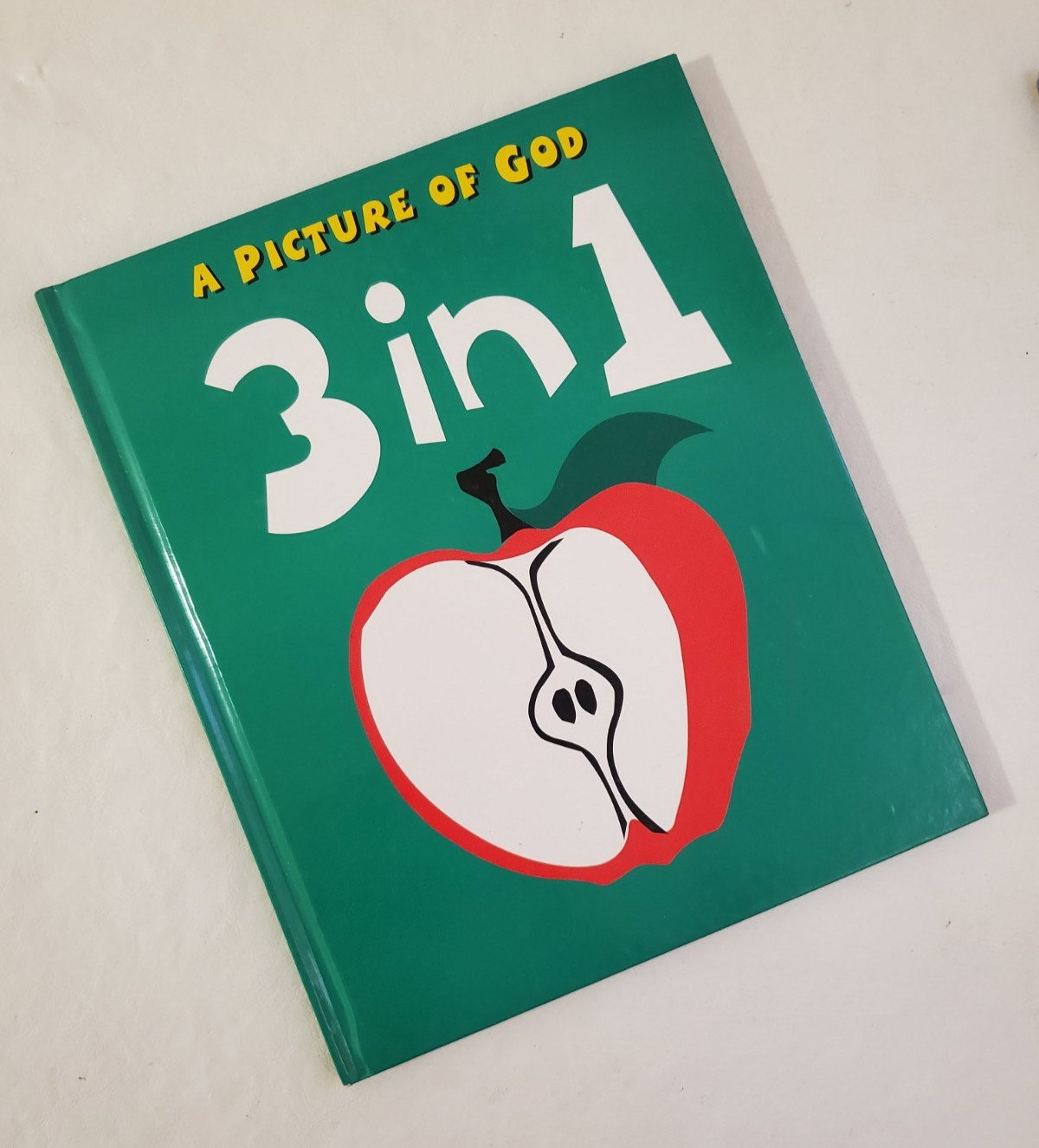 3 in 1: A PICTURE OF GOD The Trinity Hardcover By Joanne Marxhausen Concordia