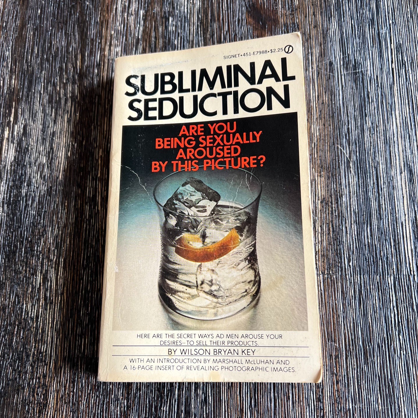 SOLD AS-IS Subliminal Seduction by Wilson Bryan Key 1974 Signet Book Musty Odor