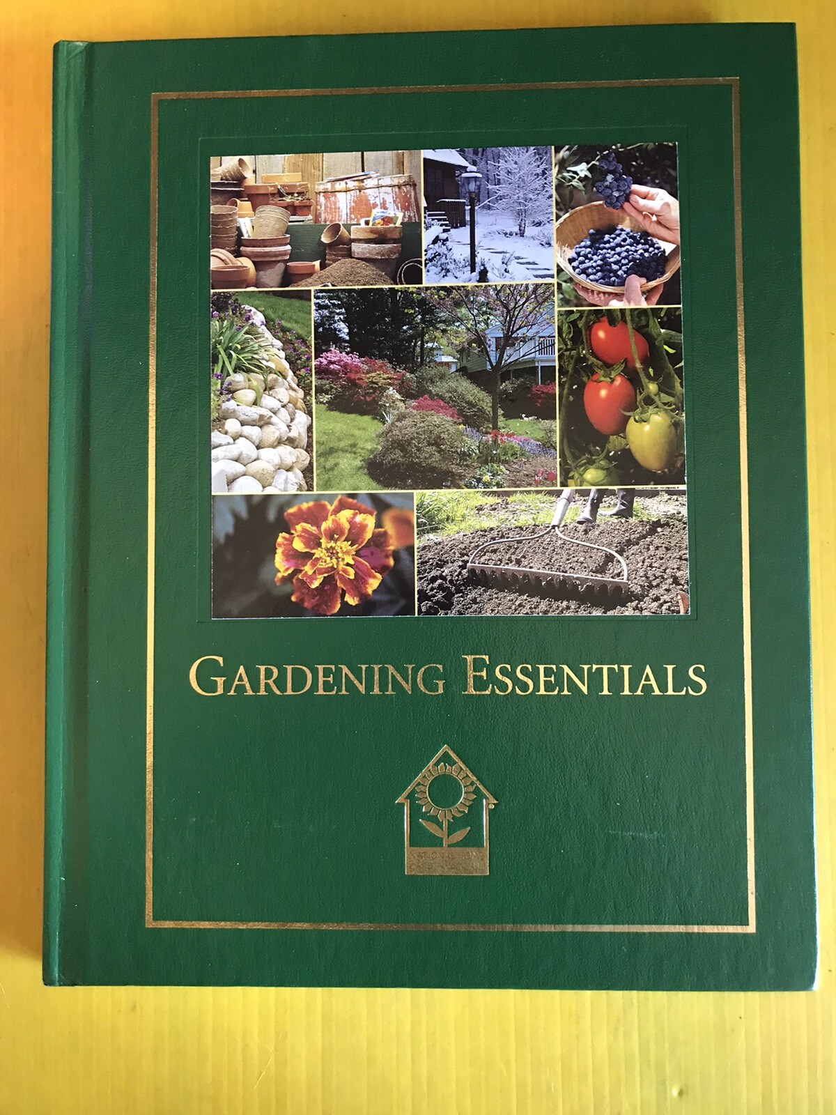 NATIONAL HOME GARDENING CLUB GARDENING ESSENTIALS USED HARDBACK 188 Pages