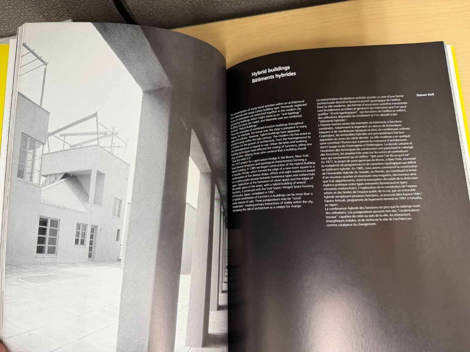Buildings and Projects (English and French Edition) by Steven Holl Softcover