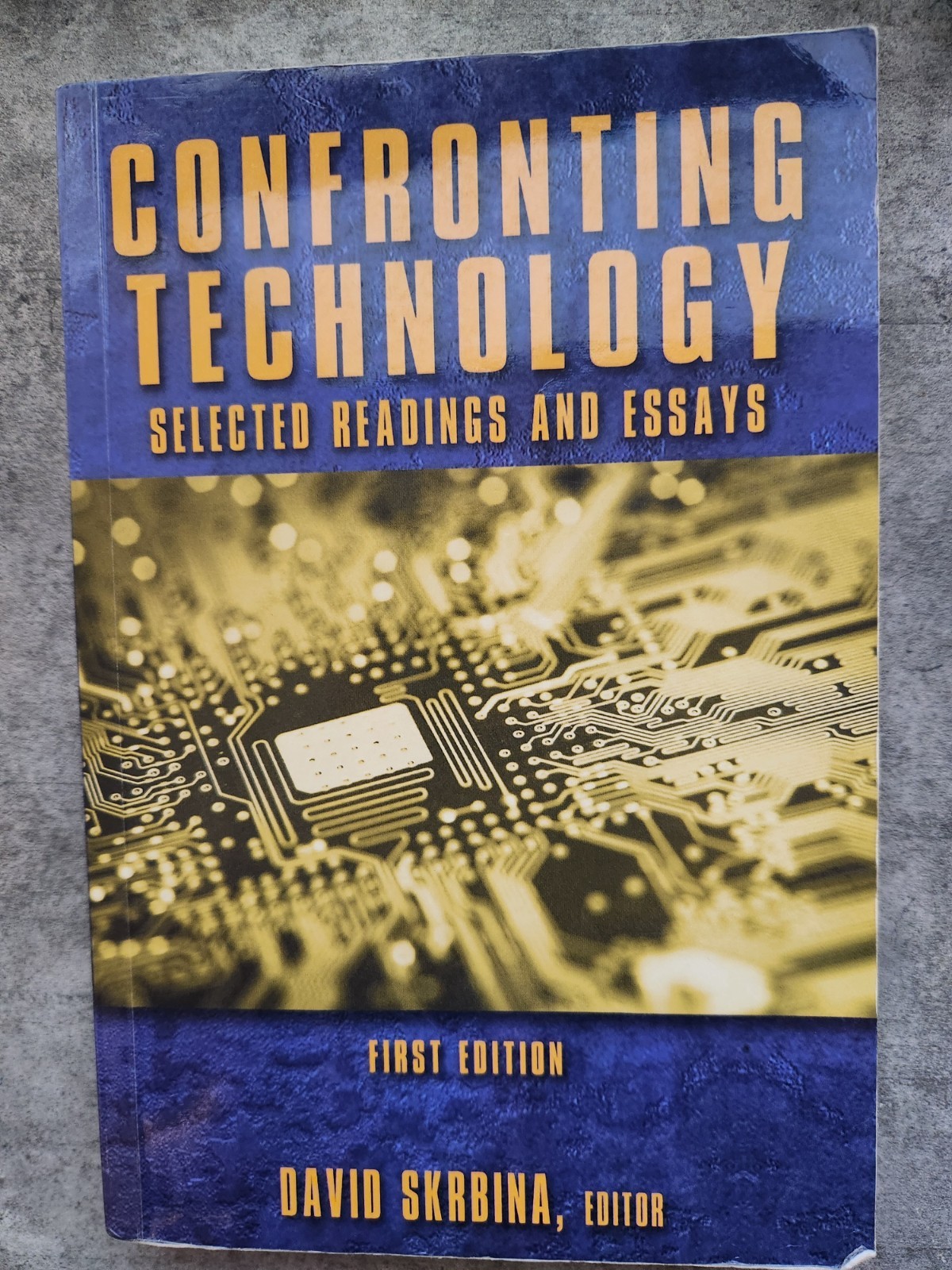Confronting Technology Selected Readings and Essays (Paperback or Softback) by..