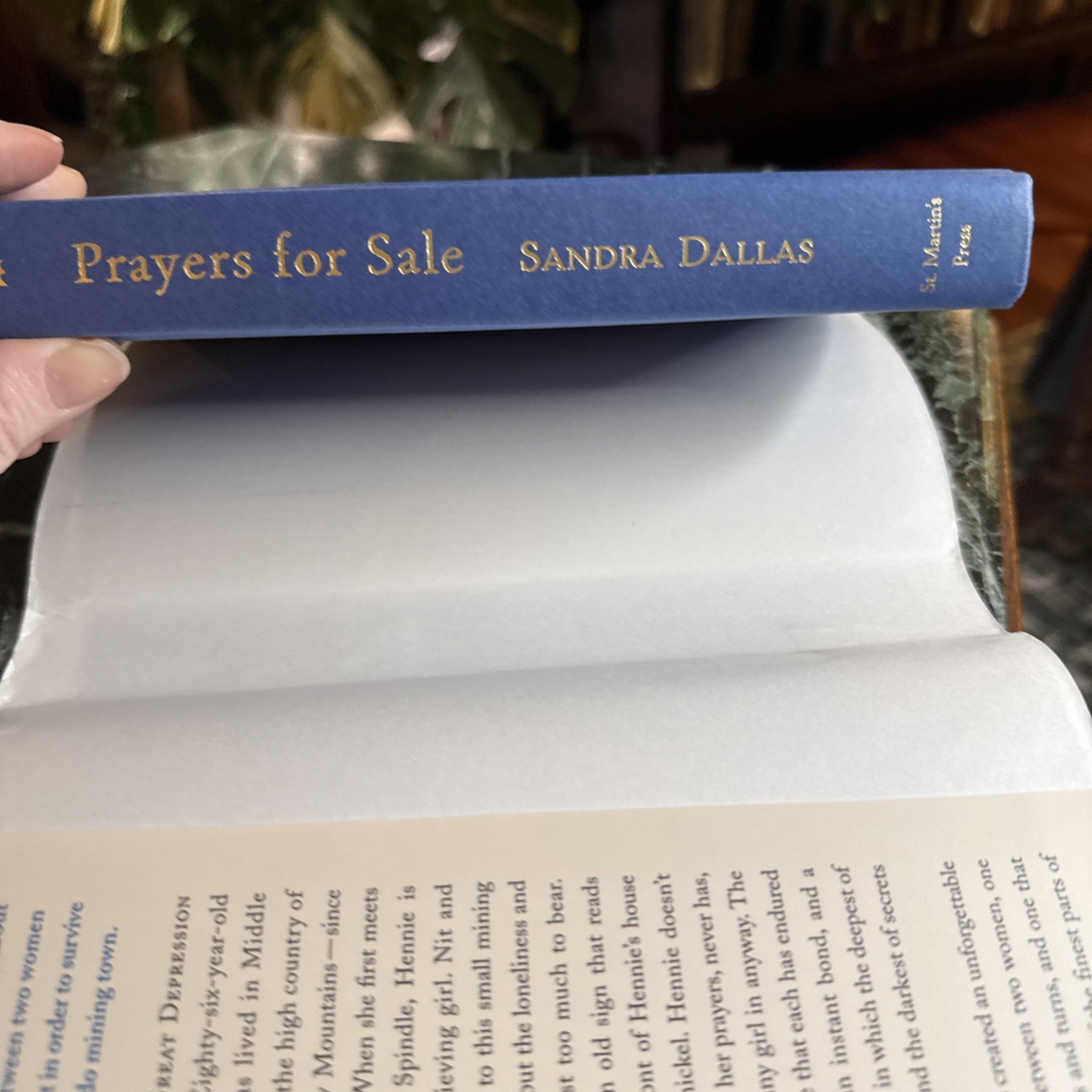 Prayers for Sale by Sandra Dallas – 1st edition Hardcover Book 2008 NICE!