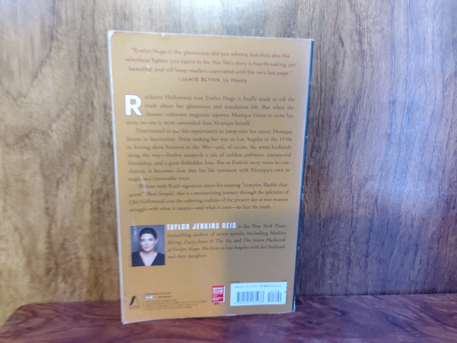 The Seven Husbands of Evelyn Hugo Taylor Jenkins Reid Paperback NYT Bestseller