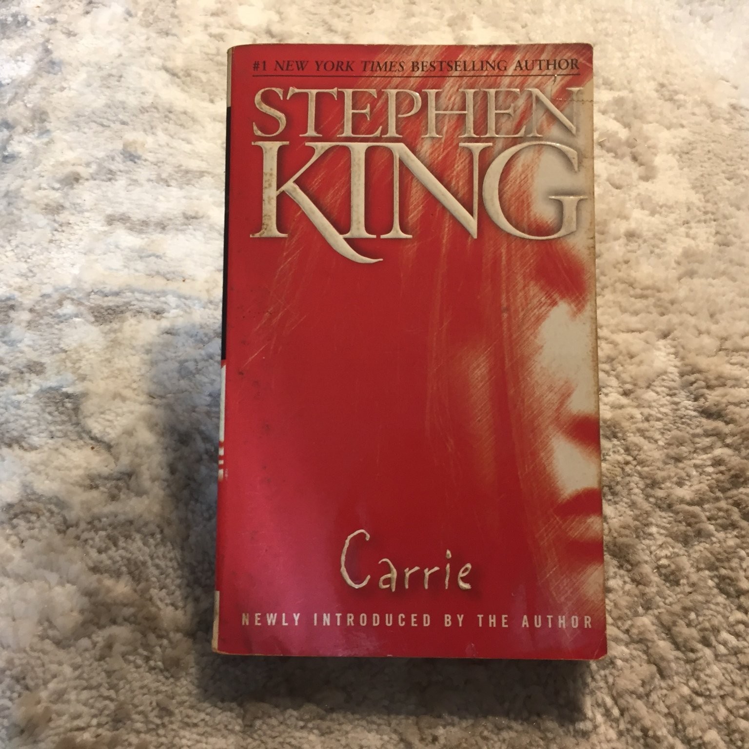 Carrie Stephen King 1999 First Pocket Books Paranormal Horror Paperback Book