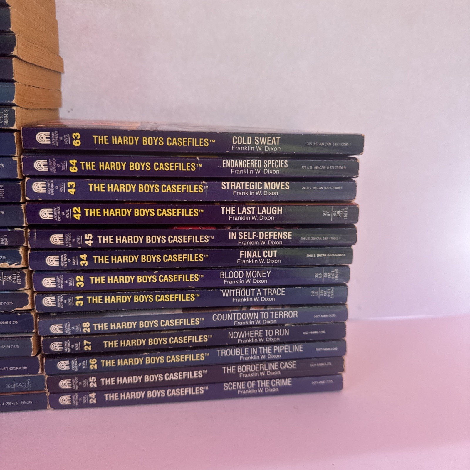 Vintage Hardy Boys Casefiles Paperback Lot (33 Books) Volumes 1-20, 25-32+