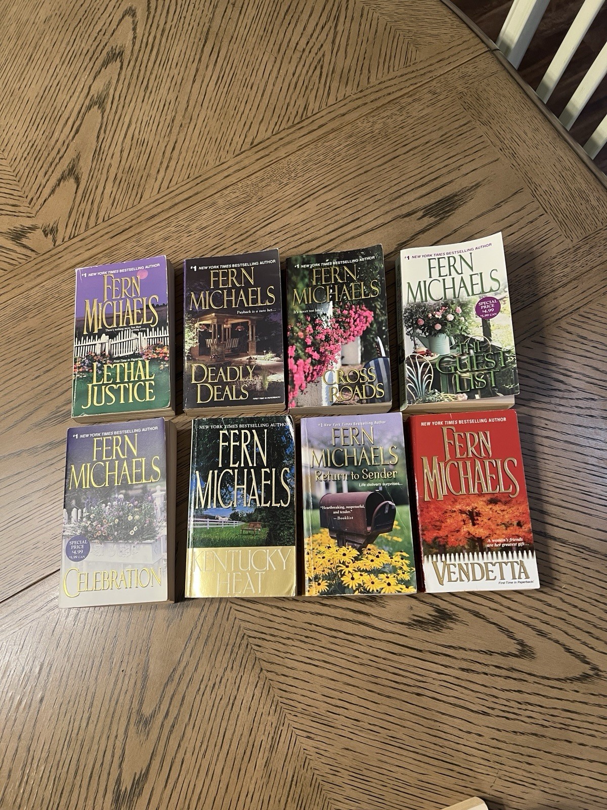 Lot of 17 Fern Michaels Books —Sisterhood, Holiday, +More