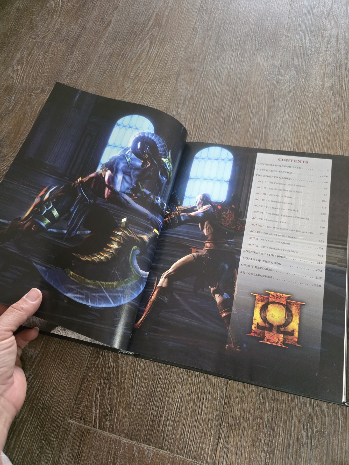 God of War III (3) Ultimate Edition Strategy Guide 237 Pages Hardcover Artwork