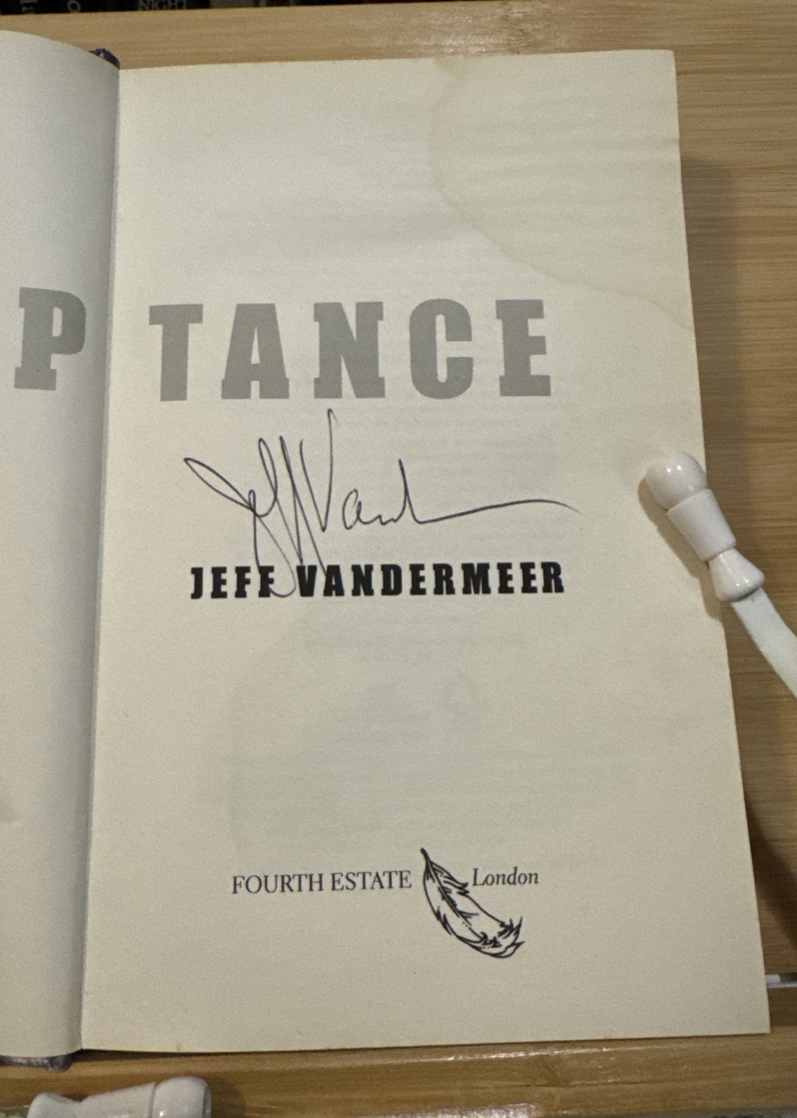 SIGNED! Acceptance – Jeff VanderMeer – First Edition/Print, Southern Reach, POOR